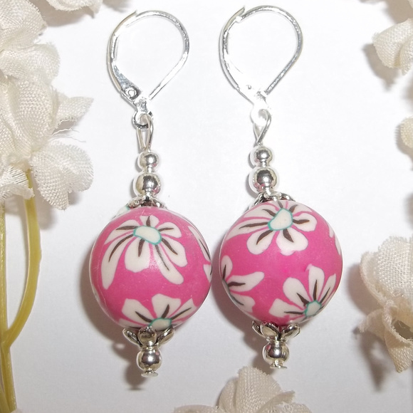 wvluckygirl Jewelry - Big Pink Flower Earrings Dangle Beaded NWT 4777